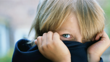 Schüchternheit beeinflusst die Zukunft von Kindern