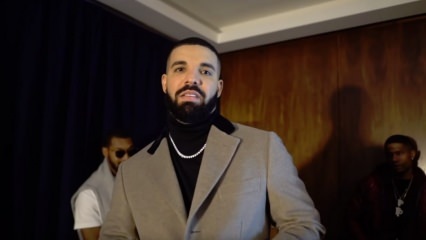 Der weltberühmte Sänger Drake schockierte mit einer Millionen-Dollar-Kombination
