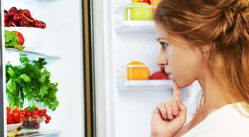 Welche Lebensmittel werden in welches Regal des Kühlschranks gestellt? Was soll auf welchem ​​Regal im Kühlschrank stehen?