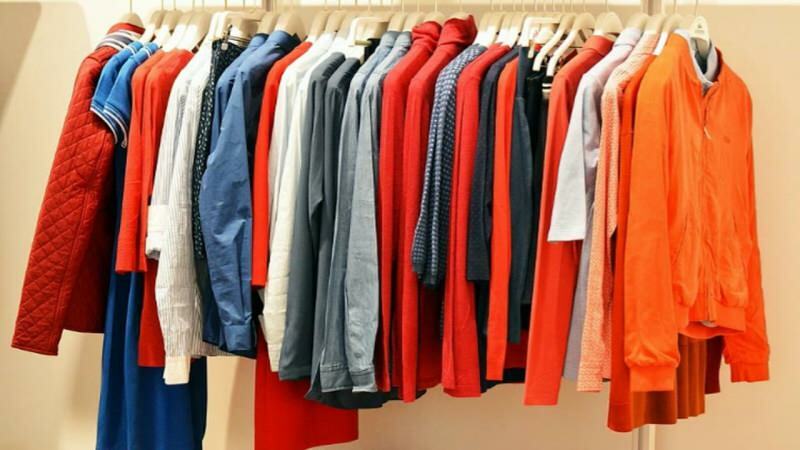 Dinge, die beim Kauf von Second-Hand-Kleidung zu beachten sind