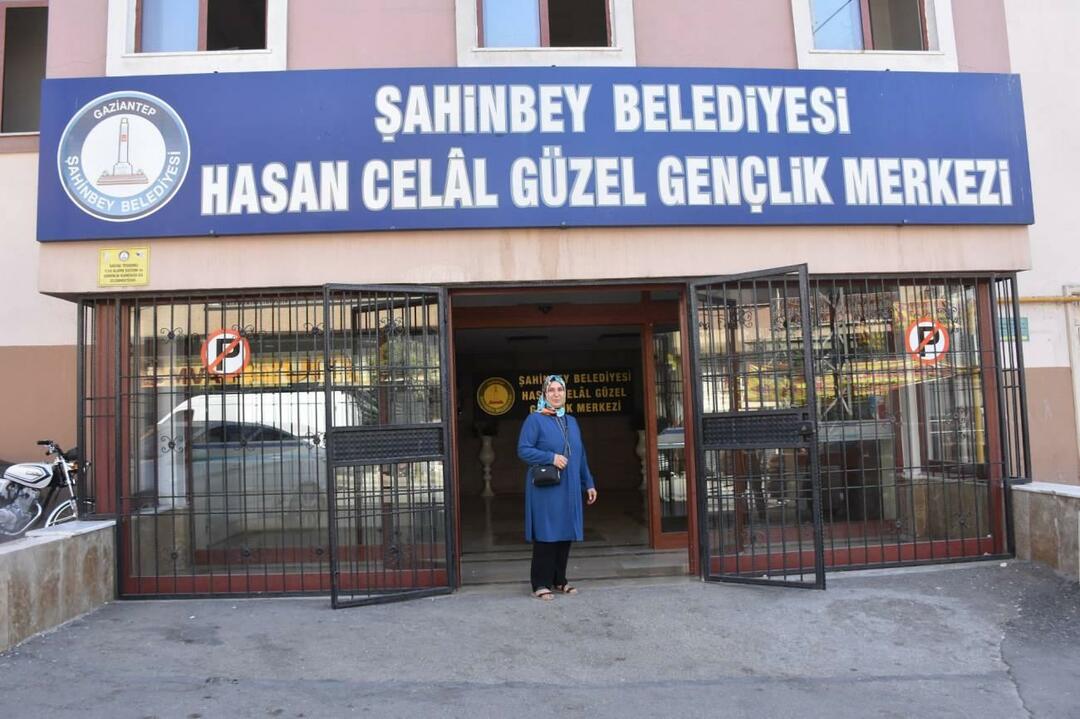 Zeliha Kılıç, die als Praktikantin in die Einrichtungen von Şahinbey kam, blieb als Erzieherin tätig