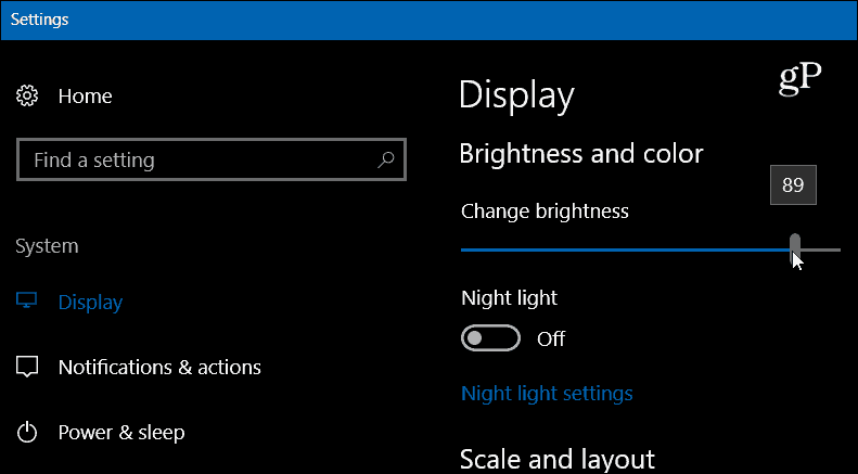 Windows 10-Einstellungen zeigen die Helligkeit an