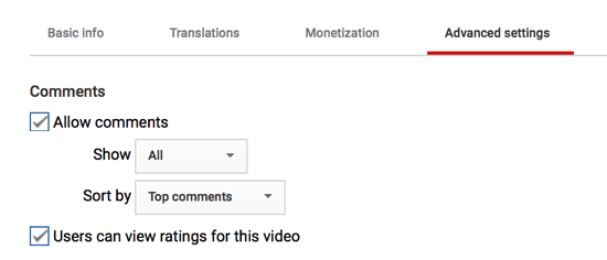 Du kannst auch anpassen, wie Kommentare auf deinem YouTube-Kanal angezeigt werden, wenn du sie zulässt.