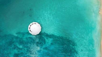 Das weltweit erste schwimmende Öko-Luxushotel, inspiriert vom James-Bond-Film 'Anthenea'