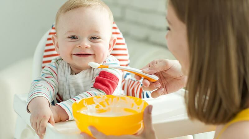 In welchem ​​Monat beginnt der Babypudding? Einfaches Grießbaby-Vanillepuddingrezept