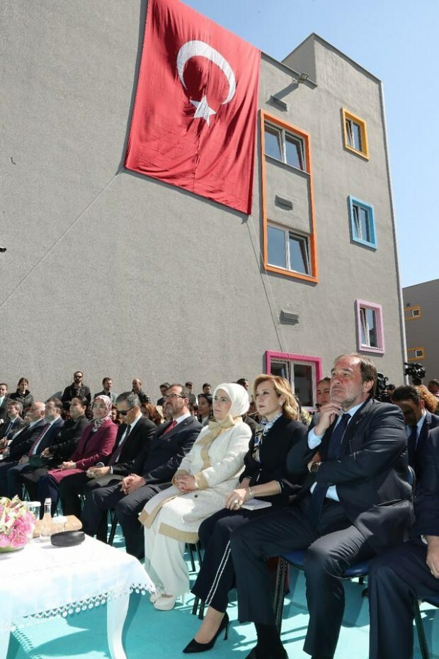 First Lady Erdoğan: In den letzten 17 Jahren waren fast 55.000 behinderte Menschen beschäftigt