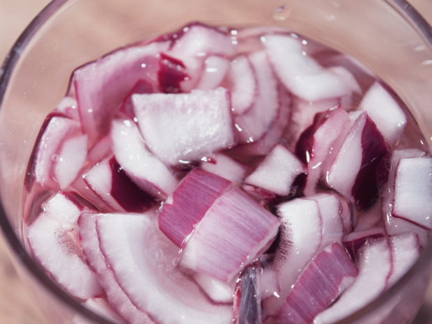 Haarverlängerung mit Zwiebelsaft