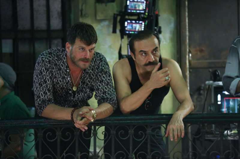 Kıvanç Tatlıtuğs letzte Rolle im Film ist eine Spirale organisierter Werke