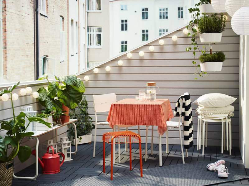 Spezielle Sommerdekorationsvorschläge für Balkone 2020