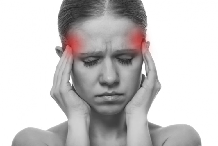 Wie vergehen Migräne-Schmerzen? Kräuterlösungen gegen Migräne