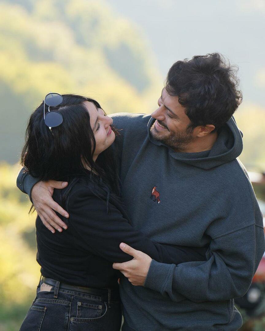 Yasemin Saklıoğlu und ihr Ehemann Burak Yırır