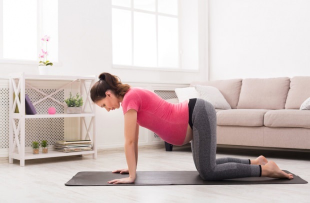 Wie verlaufen Rückenschmerzen in der Schwangerschaft? Übungen für Schmerzen im unteren Rückenbereich
