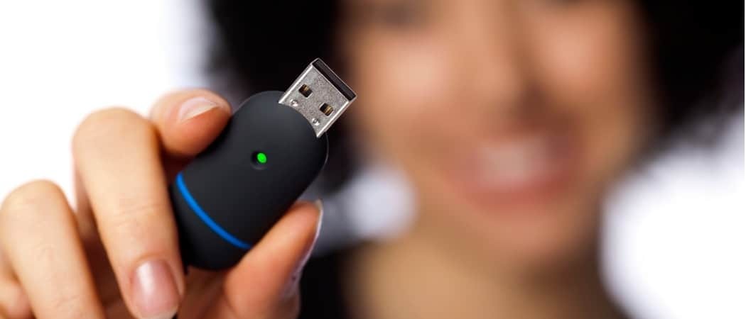 So verschlüsseln Sie ein USB-Flash-Laufwerk oder eine SD-Karte mit Windows 10