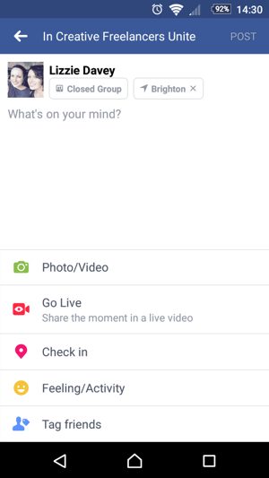 Um Facebook Live zu verwenden, tippen Sie beim Erstellen eines Status auf Go Live.