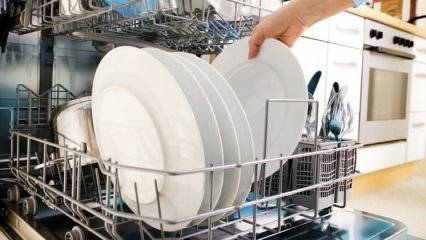 Wie wäscht sich der Geschirrspüler besser? 