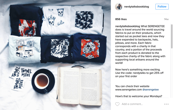 Der Nerdy Talks Book Blog bietet Serengetee-Produkte und informiert Follower auf Instagram über die Ursache.