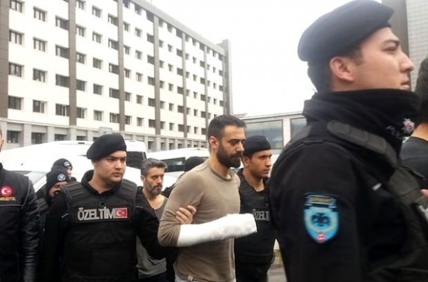 Die wunderschöne Jahrhundertschauspielerin Adnan Koç wird zu 16 Jahren und 8 Monaten Gefängnis verurteilt!
