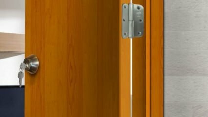  Wie installiere ich ein Holztürscharnier?