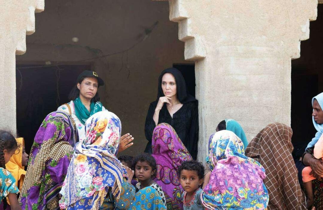  Angelina Jolie appellierte an die internationale Gemeinschaft, Pakistan zu helfen.