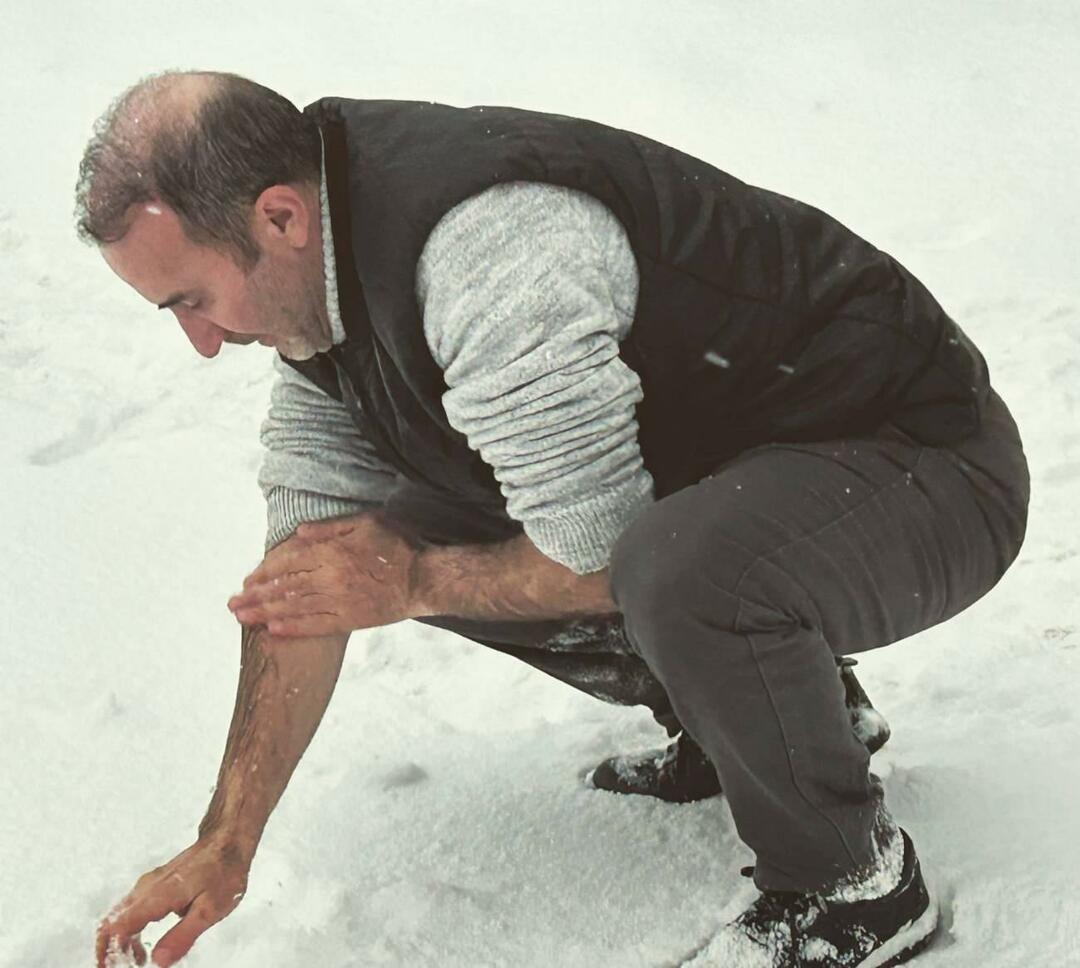 Ömer Karaoğlu machte Waschungen mit Schnee