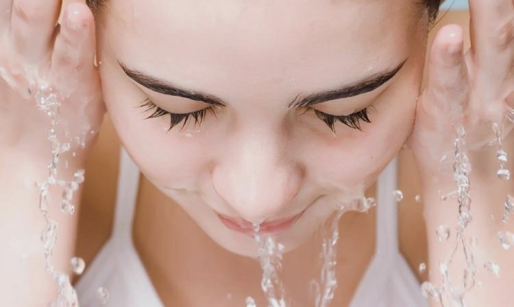 7 praktische Schritte zur Reinigung der richtigen Haut!
