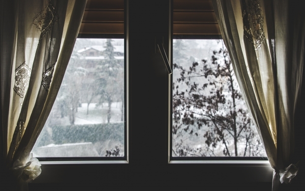 Wie kann man das Haus im Winter warm halten? Wie wird das Innere des Hauses warm gehalten?