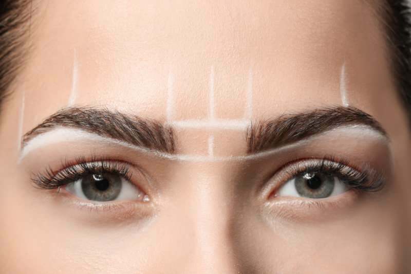 Was ist ein Augenbrauenlift? Was sind die Methoden zum Anheben der Augenbrauen? Was ist die Augenbrauensuspensionsmethode?