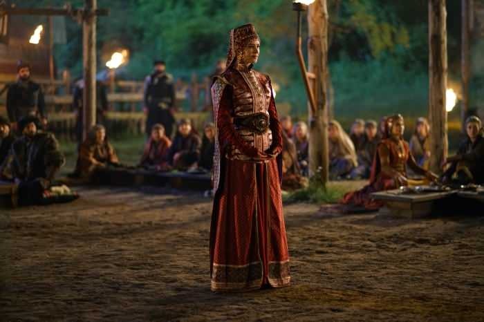 Yıldız Çağrı Atiksoy, die Malhun Hatun spielt, erzählte der Szene, von der sie am meisten beeindruckt war!