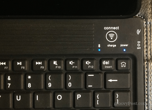 Schalten Sie die Bluetooth-Tastatur ein