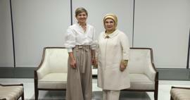 First Lady Erdoğan traf sich mit der Frau des kolumbianischen Präsidenten!