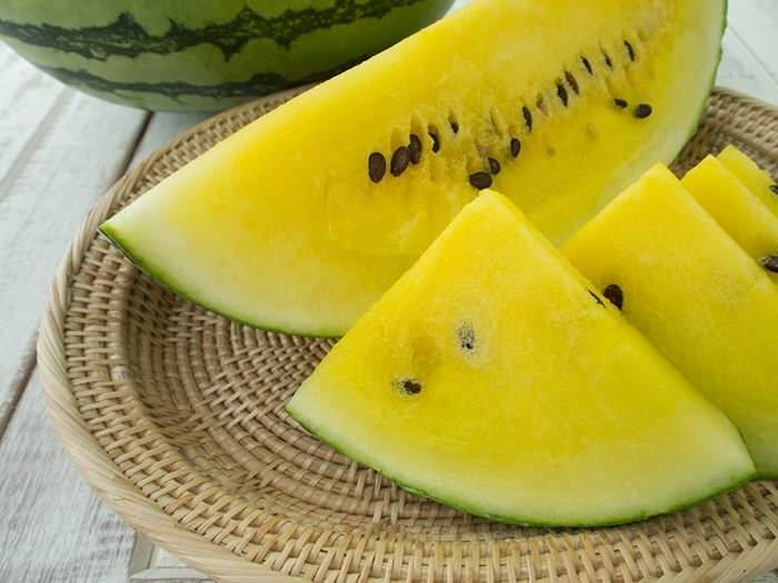 Gelbe Wassermelone ist eine starke Quelle für Vitamin A.