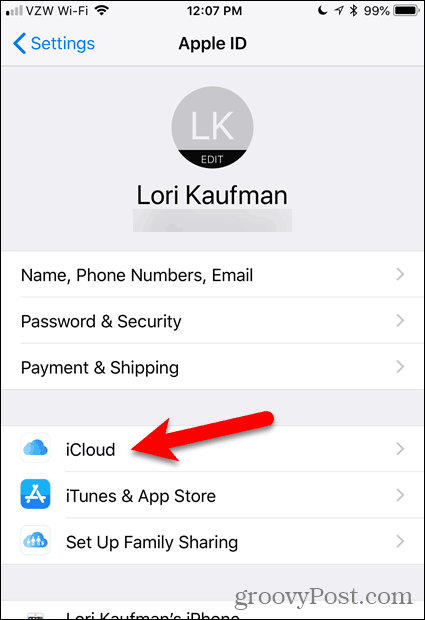 Tippen Sie in der App Einstellungen unter iOS auf iCloud
