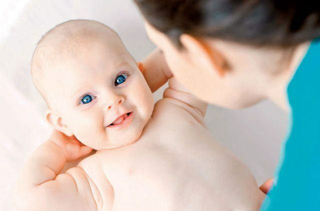 Lassen Sie die Haut Ihres Babys nicht stickig!