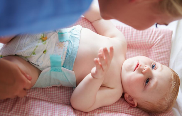 Verhindert Bepanthol-Creme Windelausschlag? Die besten Baby-Hautausschlag-Cremes und ihre Preise