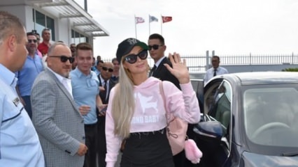 Weltstar Paris Hilton ist in TRNC!