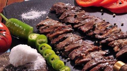 Wie macht man Cağ-Kebab zu Hause?