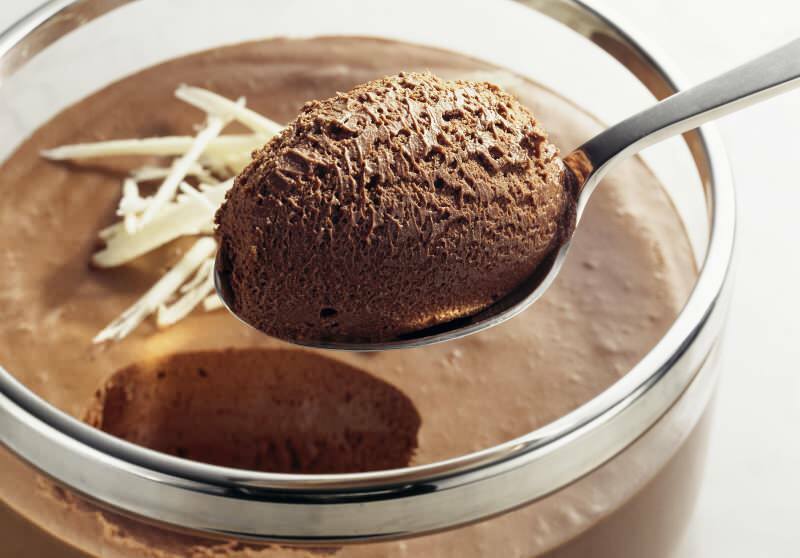 Wie macht man zu Hause ein Mousse-Dessert? Einfachstes Schokoladenmousse-Rezept