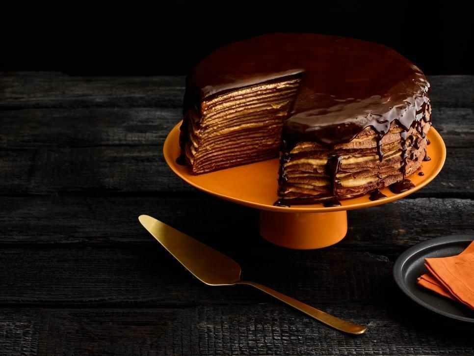 Schokoladen-Crêpe-Kuchen