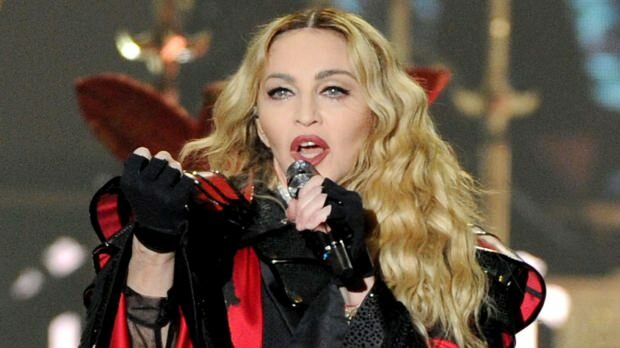 Madonna genannt: Auf der Bühne der Mörder singen
