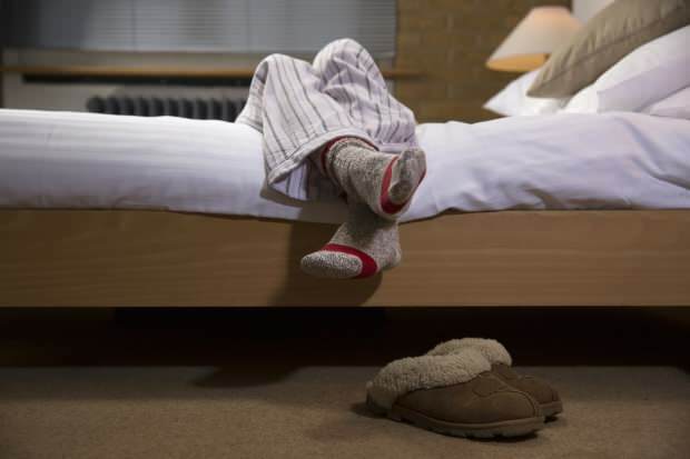 Das Restless-Leg-Syndrom verursacht Schlafstörungen mit starken Schmerzen