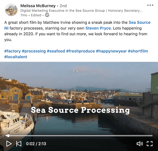 Beispiel eines Linkedin-Videos von Melissa Mcburney von der Sea Source Group, das einige Aufnahmen ihrer Fabrikprozesse hinter den Kulissen zeigt