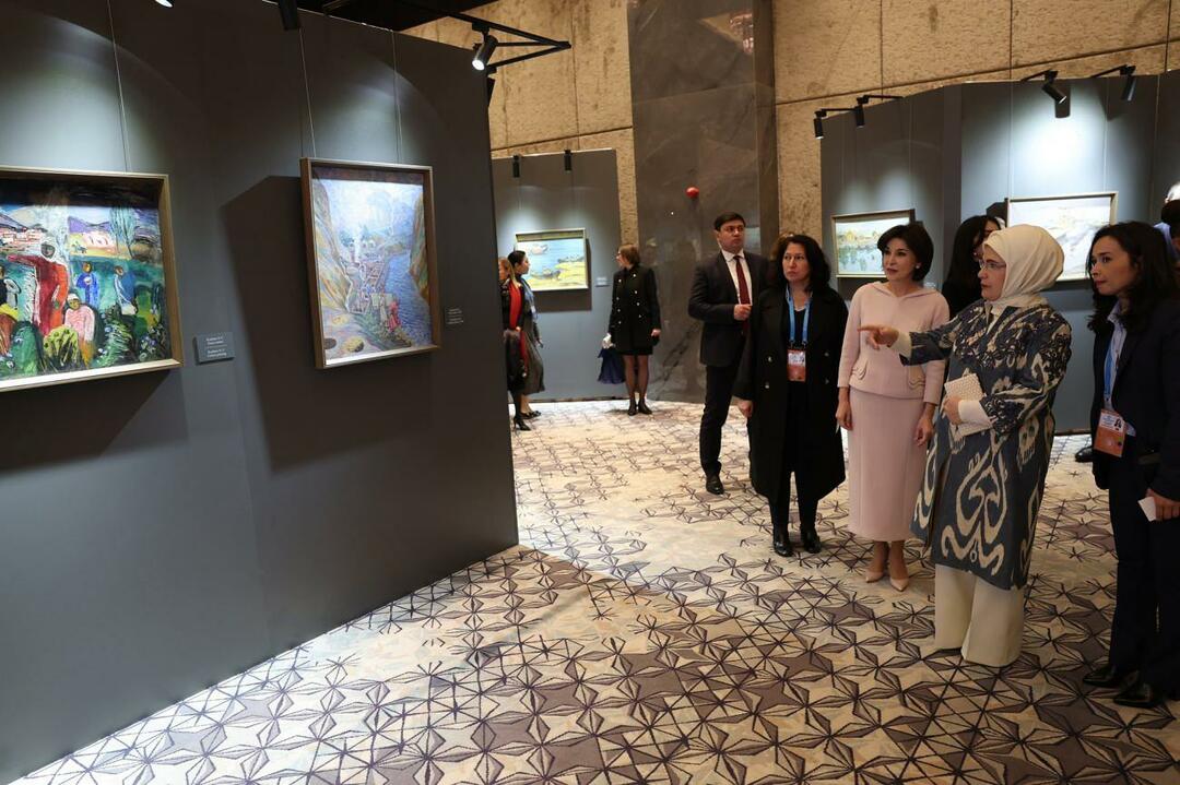 Emine Erdoğan besuchte die usbekische Farbenausstellung in Samarkand