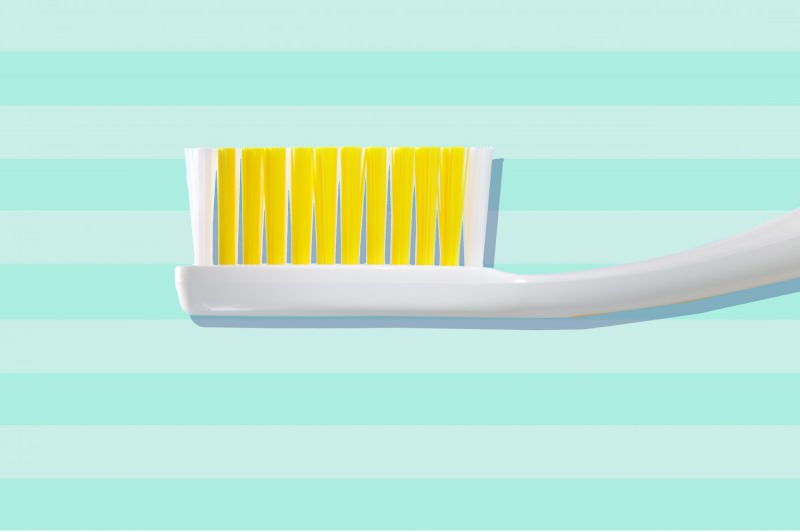 Wie erfolgt die Zahnbürstenreinigung? Vollwertige Zahnbürstenreinigung