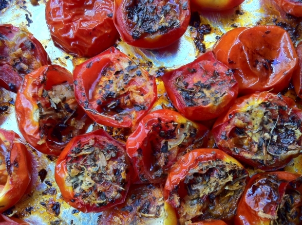 Was sind die Vorteile von Tomaten? Was macht gekochte Tomaten? Ist Tomate schädlich?