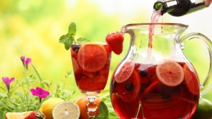 Rezept für kalten Tee mit roten Früchten