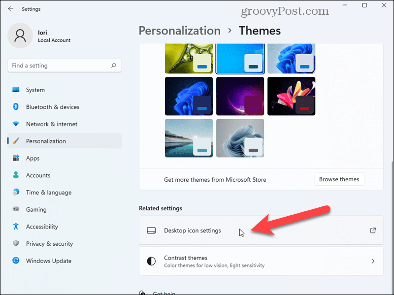Klicken Sie auf dem Personalisierungsbildschirm in den Einstellungen auf Desktop-Symboleinstellungen