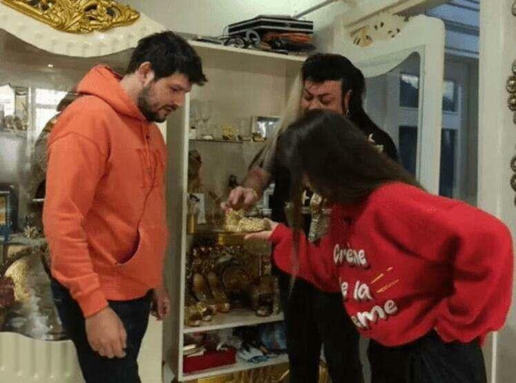 Fırat Albayram und Ceyda Town Cobra besuchten Murats Haus 