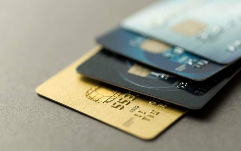 Was ist eine Debitkarte, was macht sie? Wo wird die Debitkarte verwendet?