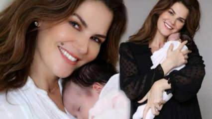 Die Artikel von Tülin Şahin und ihrem Baby Siena werden zum Verkauf angeboten!