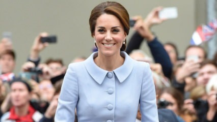 Kate Middleton gab 2020 £ 94.000 für Outfits aus!